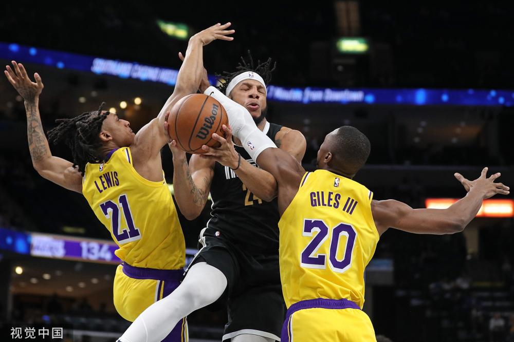 队的防守能 队的防守能